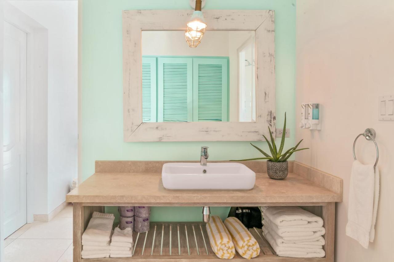 Boardwalk Boutique Hotel Aruba - Adults Only Palm Beach Eksteriør billede
